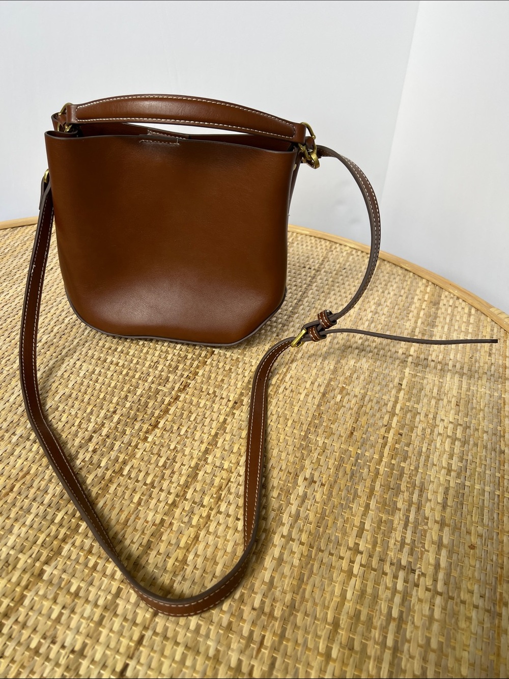 Mango Padlock Detail Mini Shopper Bag cognac Brown vegan shoulder strap - FLAWED - Picture 2 of 16